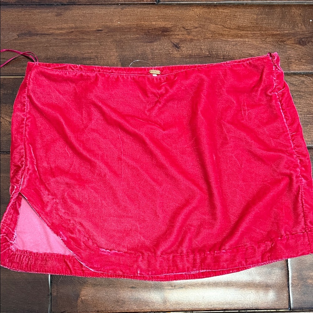 NWOT Hot Pink Velvet Mini Skirt Size 6